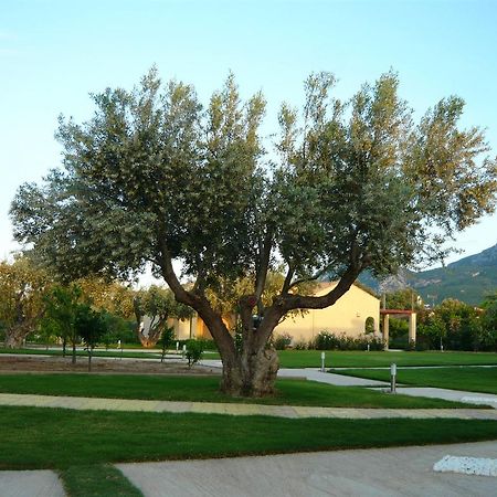 Cosmos Resort Kalamos  Bagian luar foto