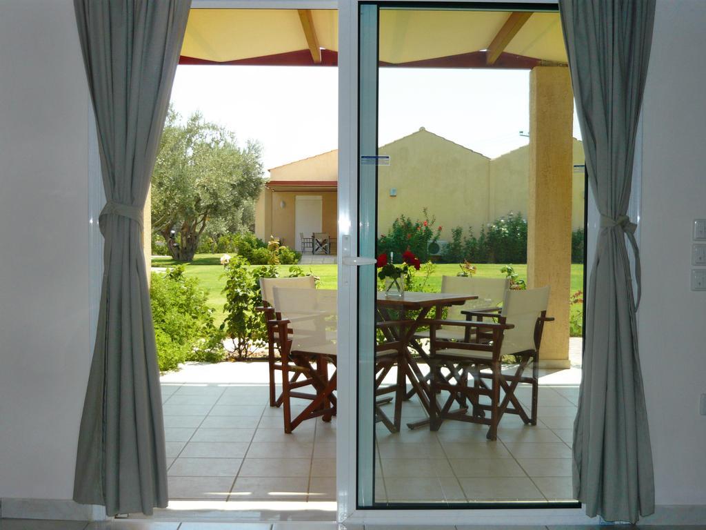 Cosmos Resort Kalamos  Bagian luar foto